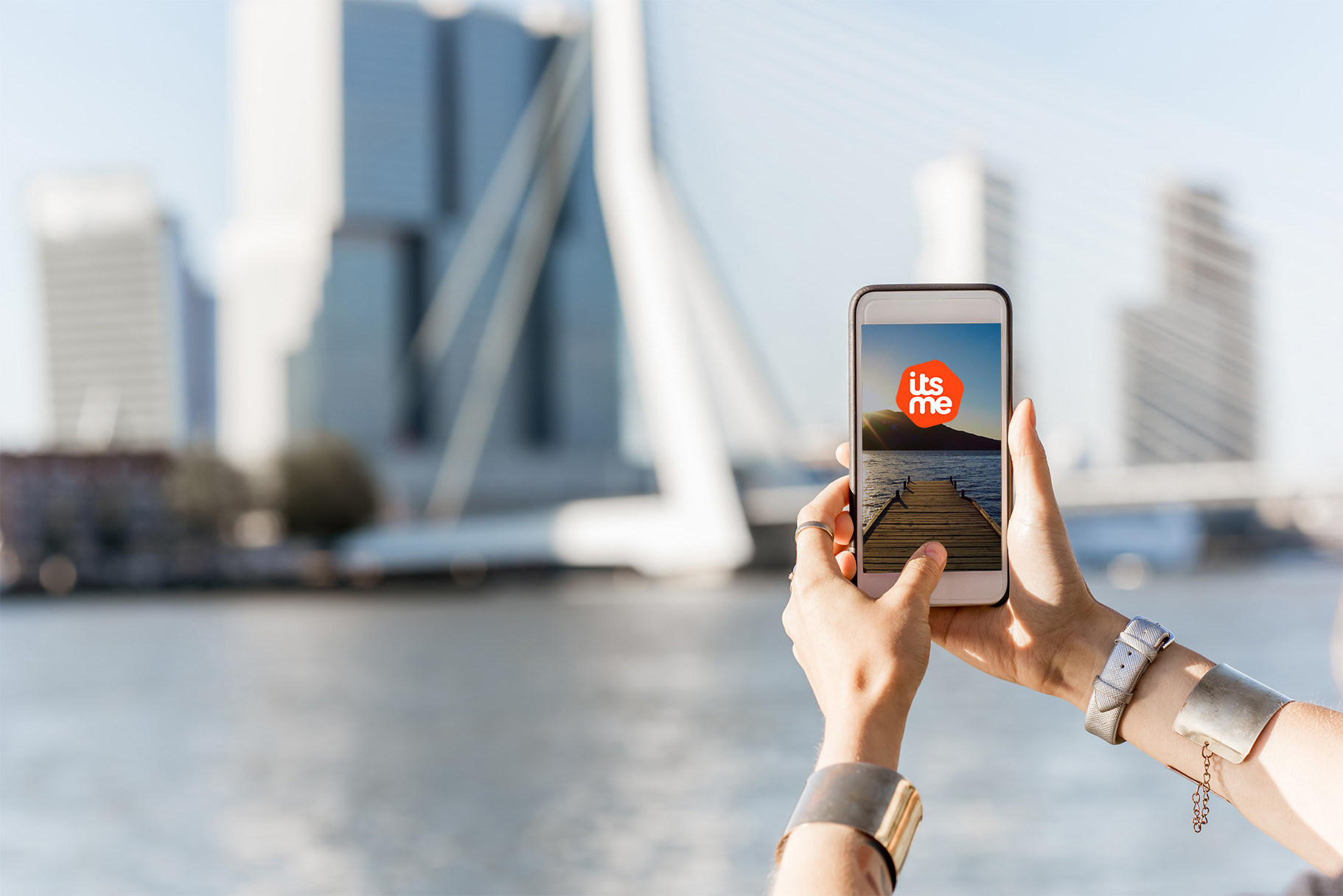 1650277953-launch-nl-itsme-rotterdam-background-Oct-28-2025-12-21-16-3691-PM