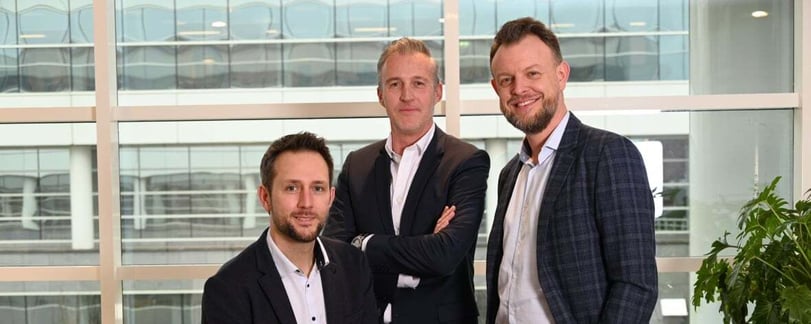 1711443300-fujitsu-2