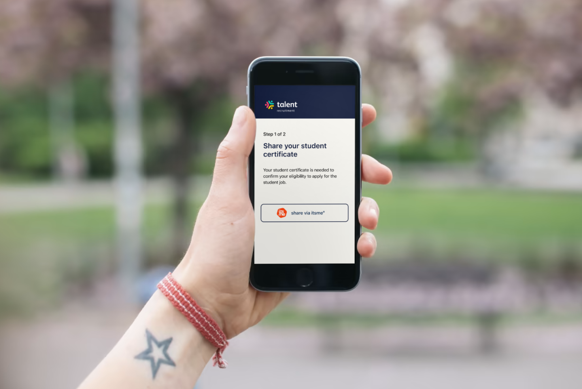 1712839030-athumi_studentcase-1